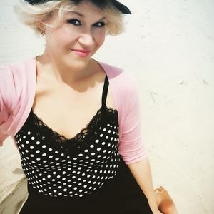 Meet your Posher, Ashley